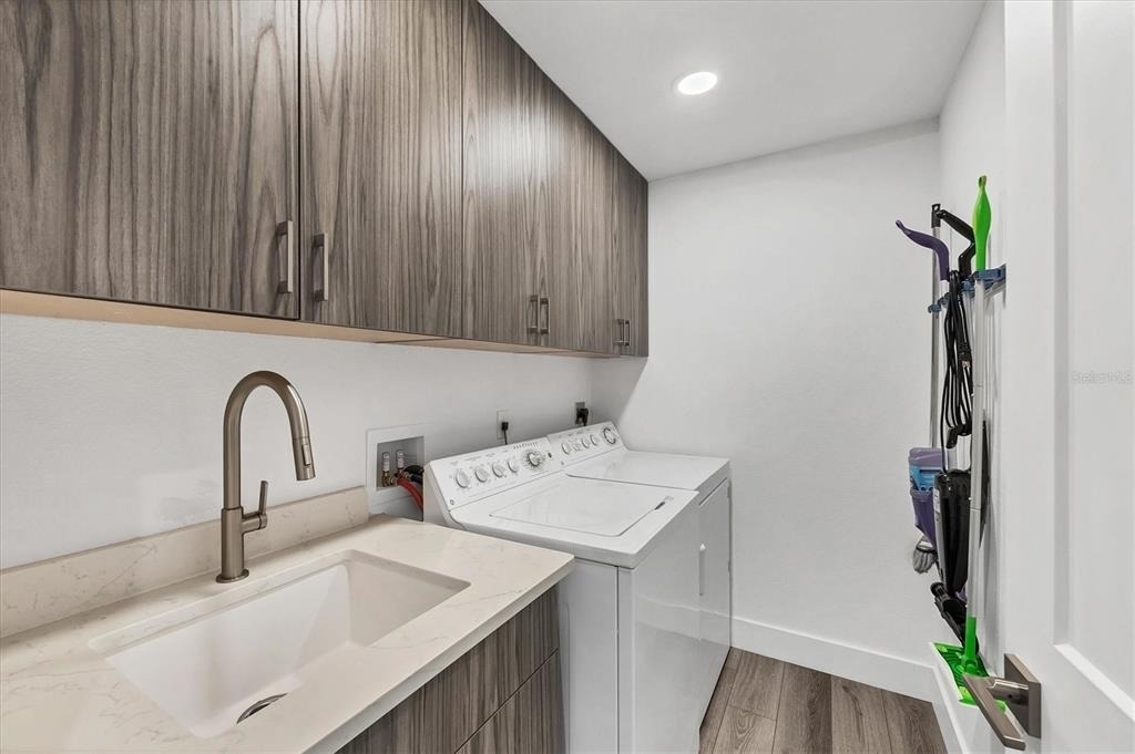 8234 Harborside Circle - Photo 21