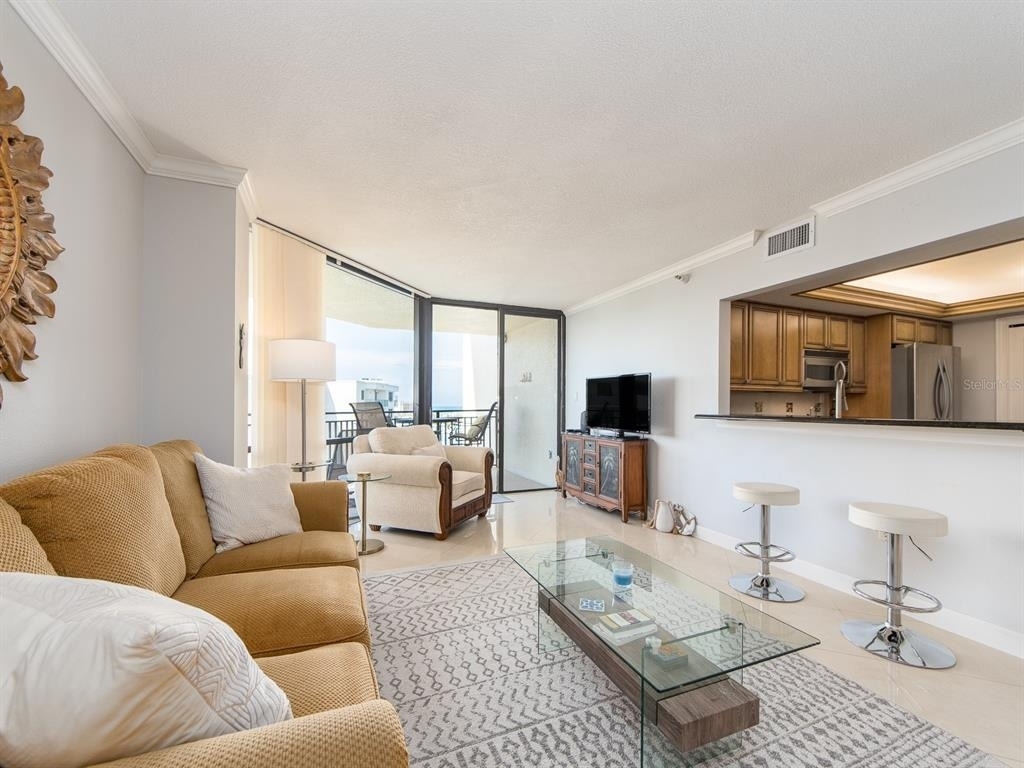690 Island Way - Photo 3