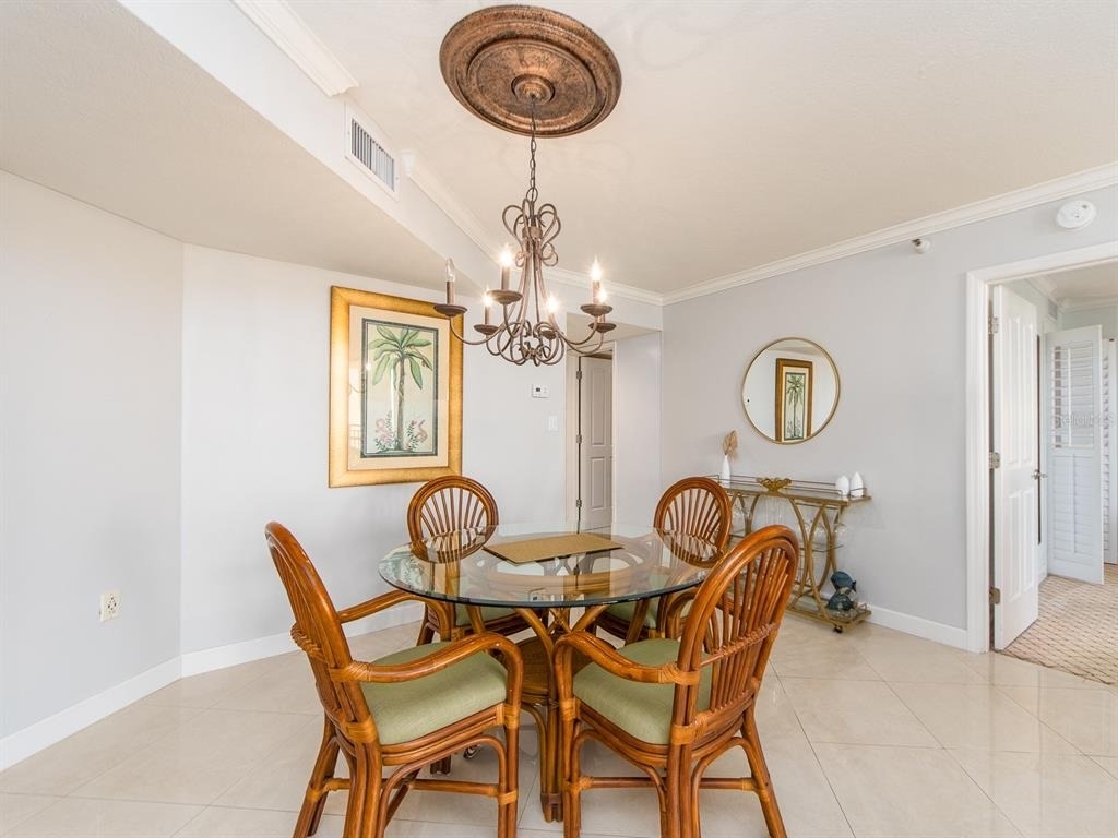 690 Island Way - Photo 10