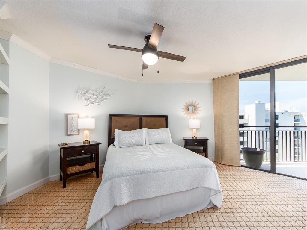 690 Island Way - Photo 16