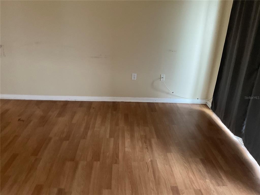 1011 Lakeview Drive - Photo 6