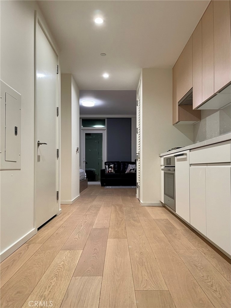 877 Francisco Street - Photo 5