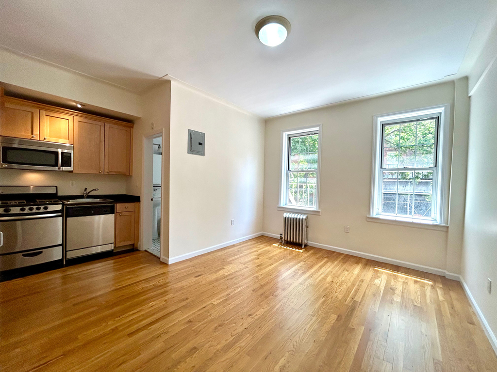 West 13th Street - Photo 0