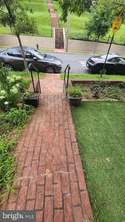 1422 W Street Se - Photo 2