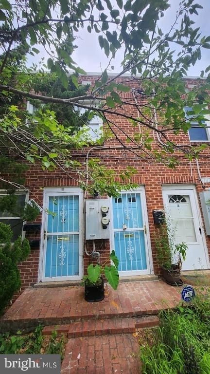 1422 W Street Se - Photo 1