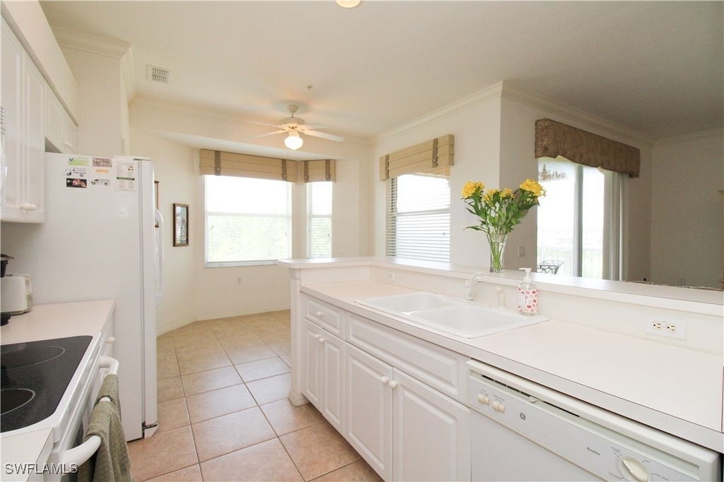 3820 Sawgrass Way - Photo 21