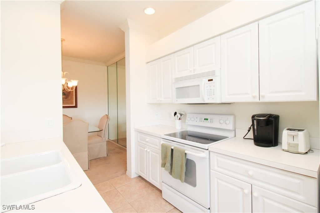 3820 Sawgrass Way - Photo 18