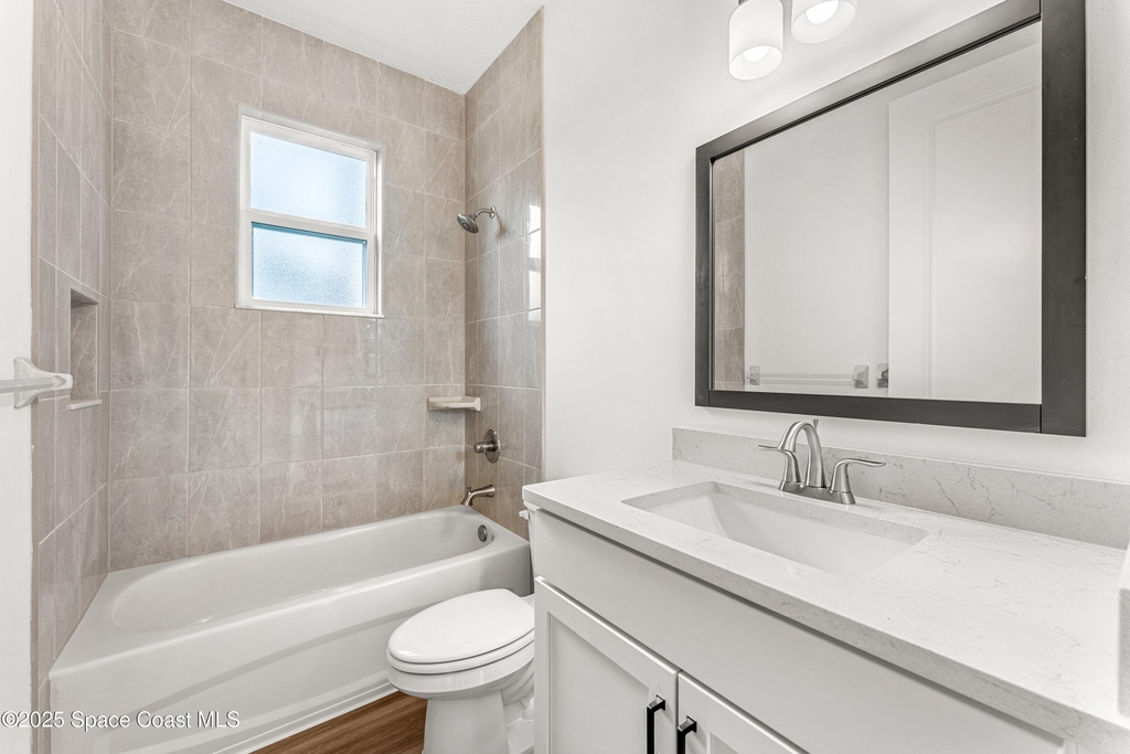 35 Loch Ness Drive - Photo 20