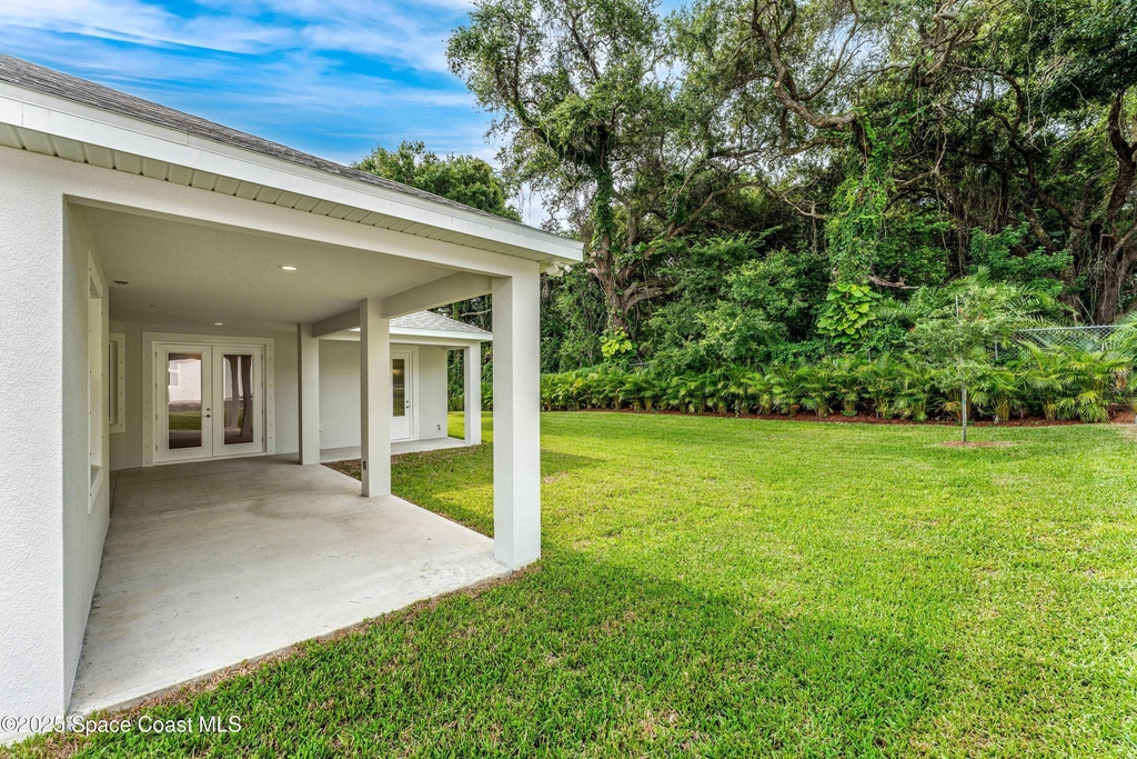 35 Loch Ness Drive - Photo 23