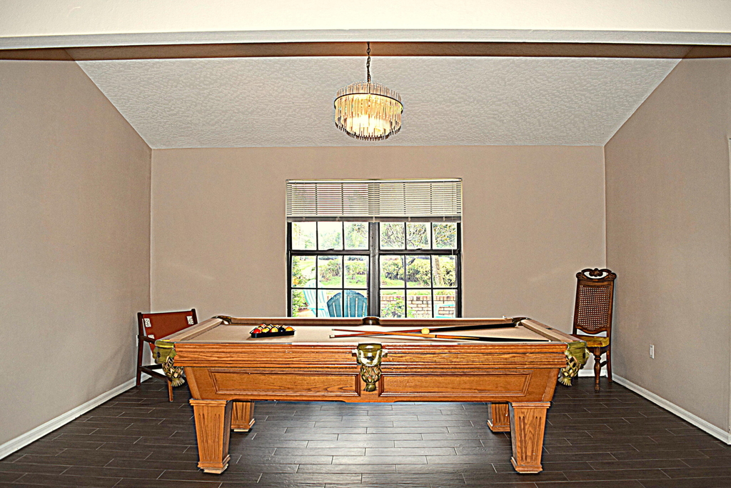 285 Utopia Circle - Photo 1