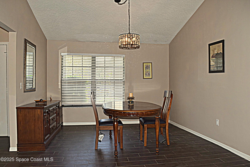 285 Utopia Circle - Photo 16