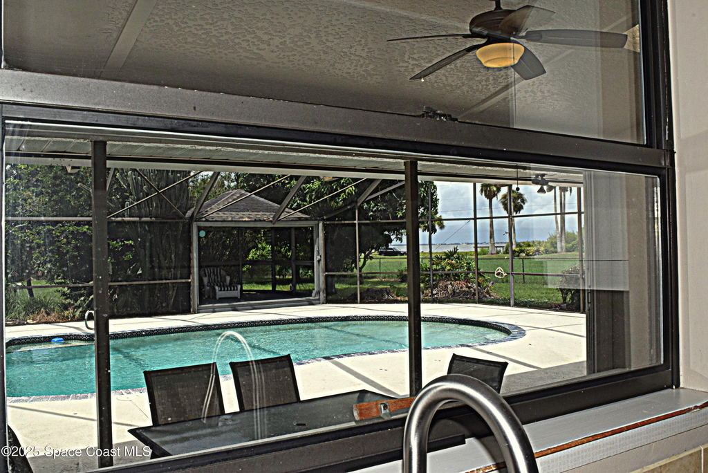 285 Utopia Circle - Photo 15