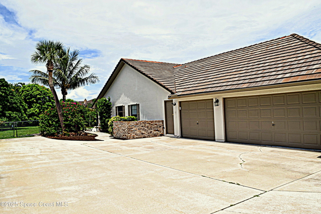 285 Utopia Circle - Photo 31