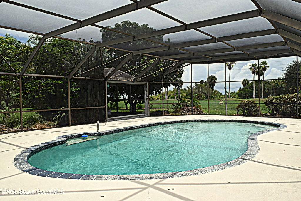 285 Utopia Circle - Photo 11