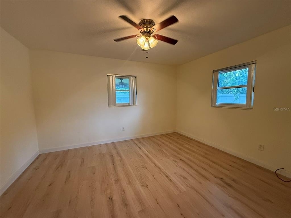 215 S West Shore Boulevard - Photo 14