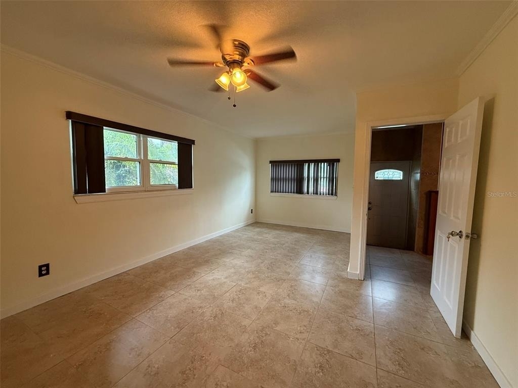215 S West Shore Boulevard - Photo 30