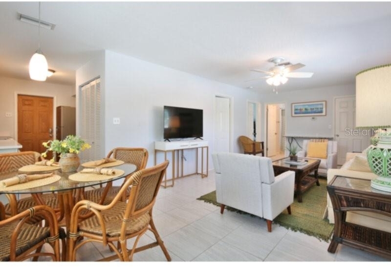 422 Julia Place - Photo 4