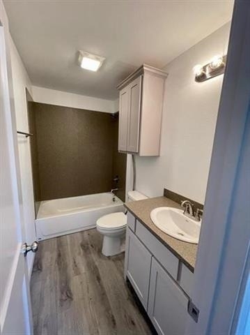 290 S Mcilhaney Street - Photo 1