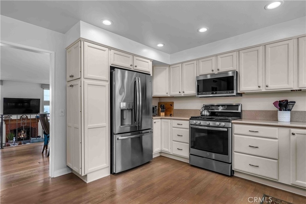 420 Palos Verdes Boulevard - Photo 11