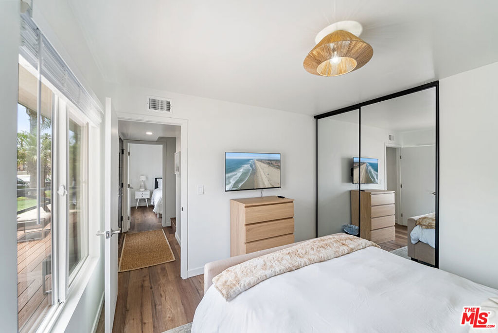 213 17th Street - Photo 12