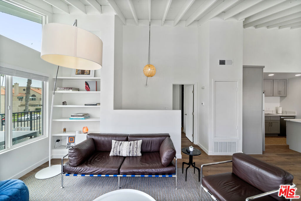 213 17th Street - Photo 28