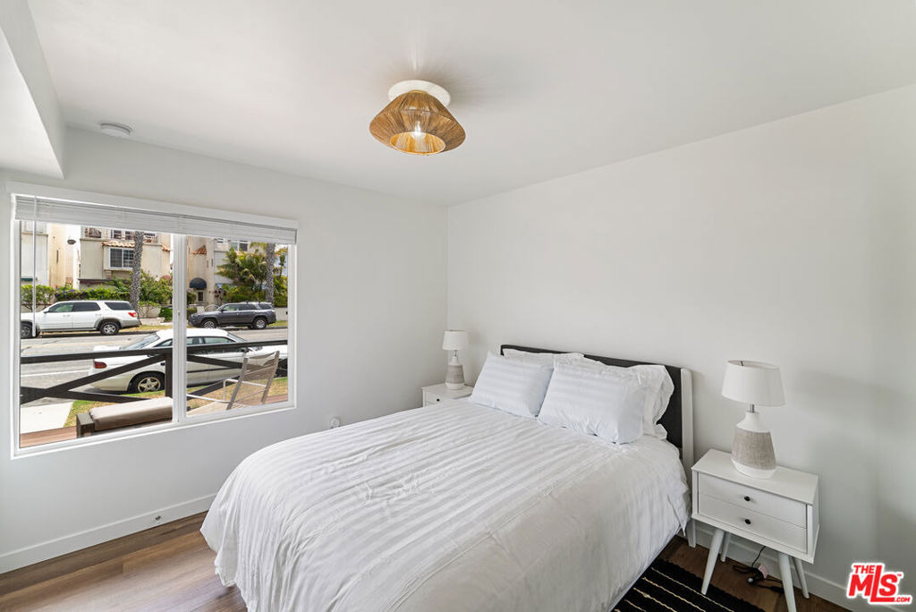 213 17th Street - Photo 10