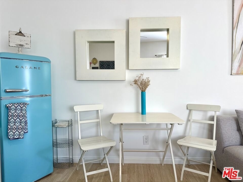 1210 1/2 S Stanley Avenue - Photo 23