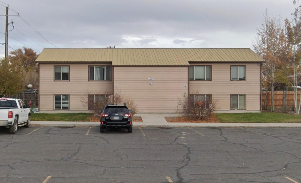 1415 W Park Ave - Photo 1