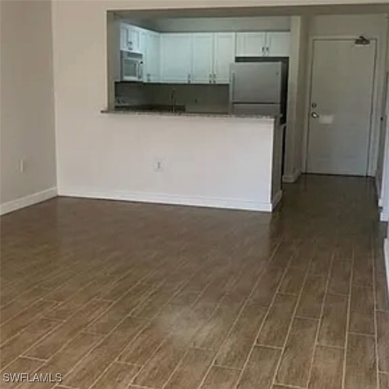 8304 Key Royal Circle - Photo 2