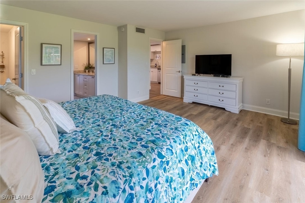 96 Glades Boulevard - Photo 11