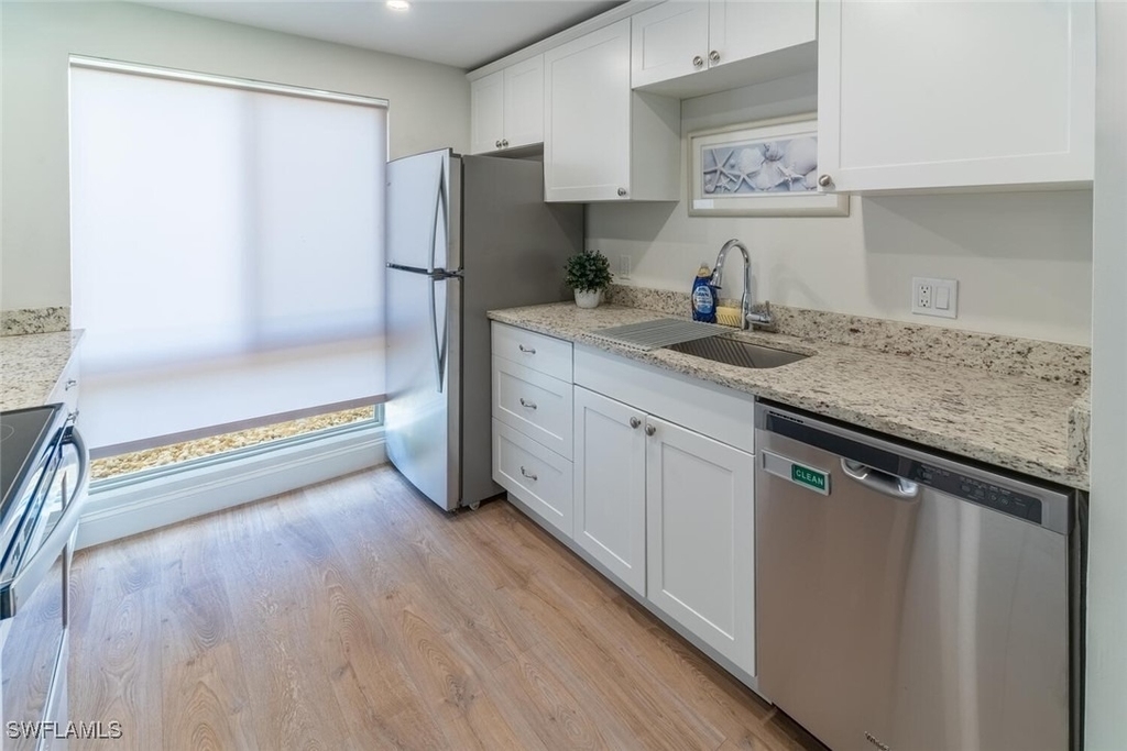 96 Glades Boulevard - Photo 9