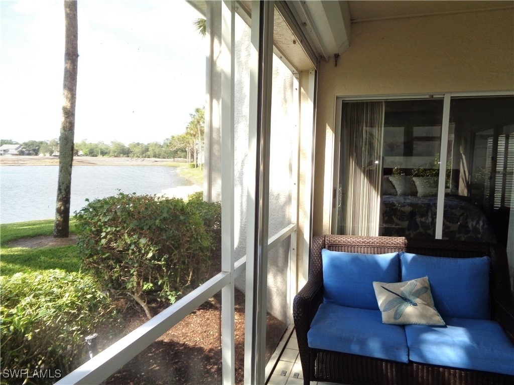 6260 Bellerive Avenue - Photo 3