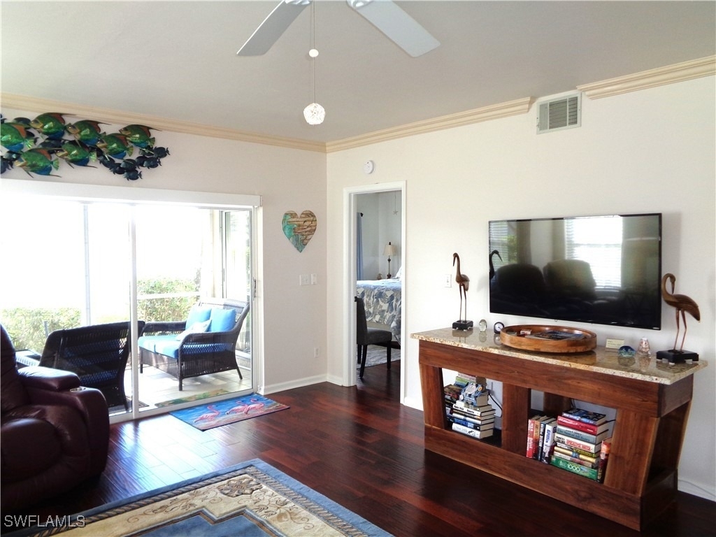 6260 Bellerive Avenue - Photo 10