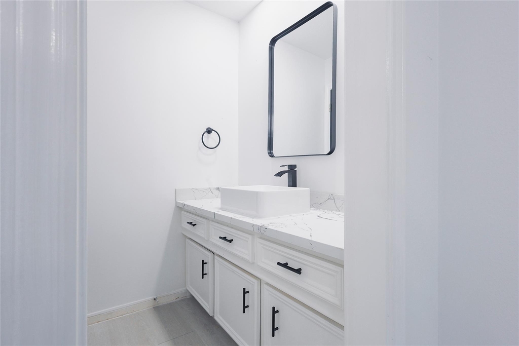 17527 Sandy Cliffs Drive - Photo 27