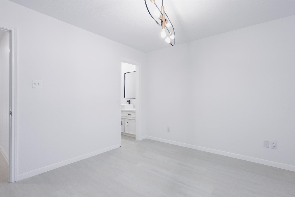 17527 Sandy Cliffs Drive - Photo 37