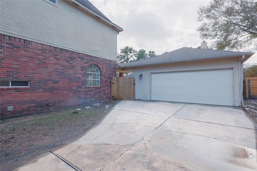 17527 Sandy Cliffs Drive - Photo 47