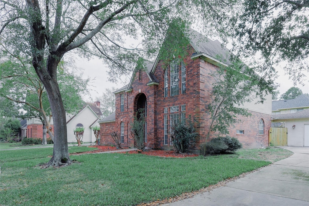 17527 Sandy Cliffs Drive - Photo 3