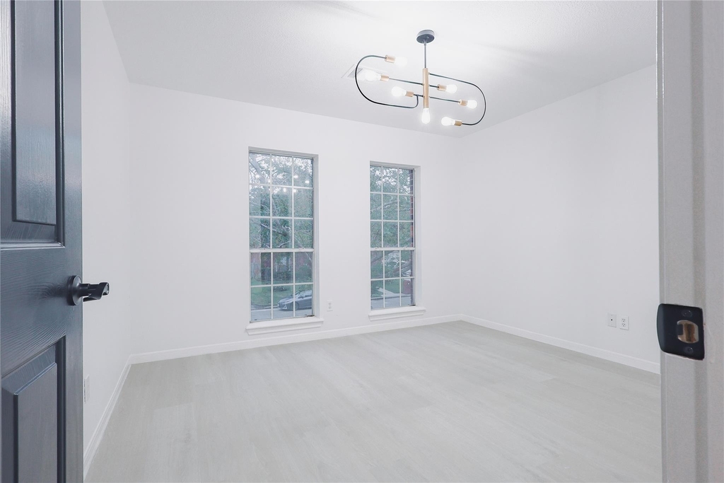 17527 Sandy Cliffs Drive - Photo 34