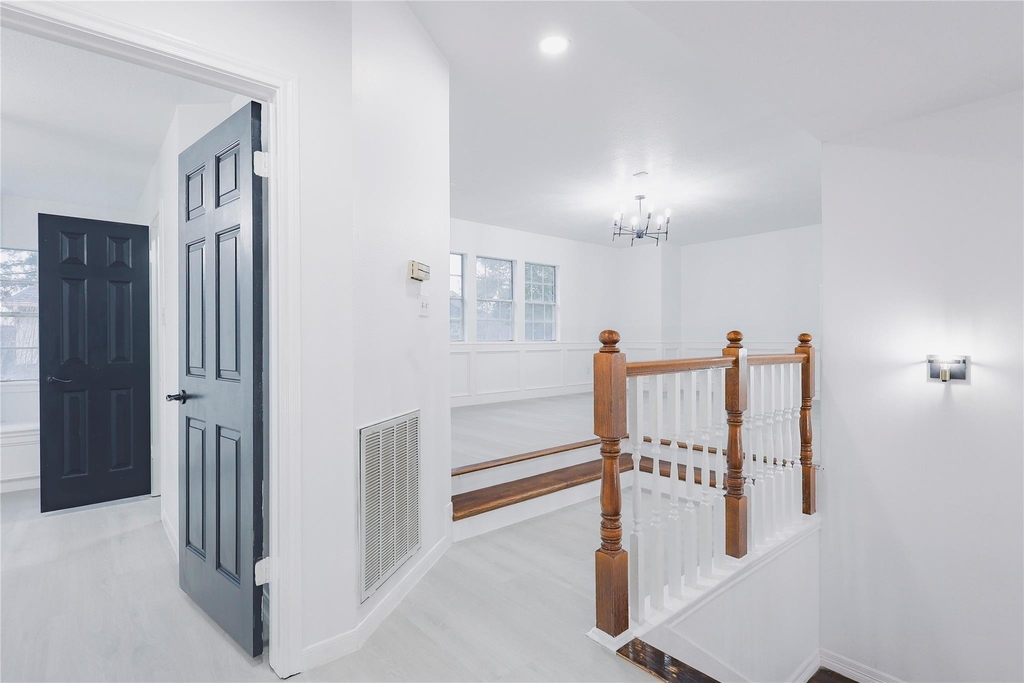 17527 Sandy Cliffs Drive - Photo 14