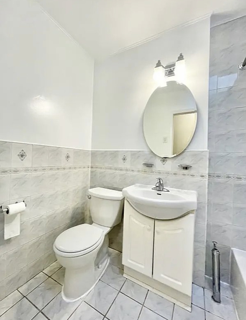 953 Amsterdam Avenue - Photo 4
