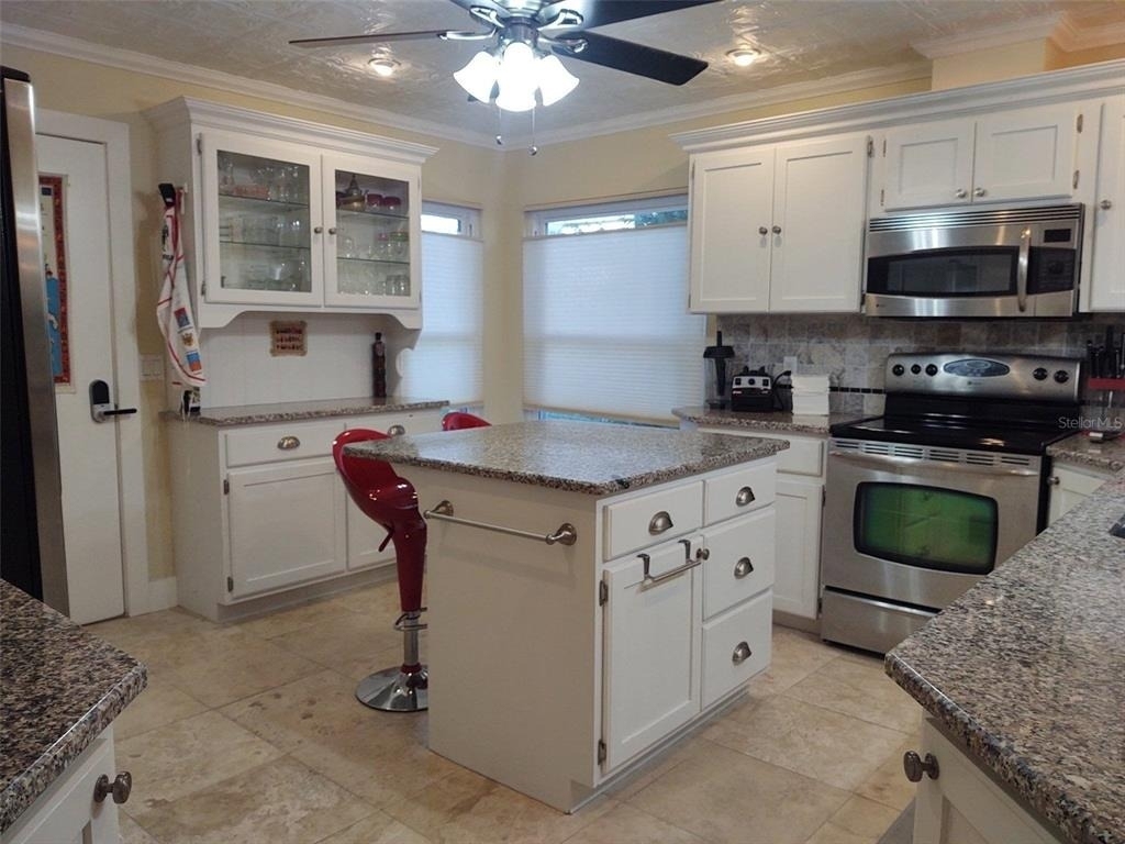 10906 W Cove Harbor Drive - Photo 12