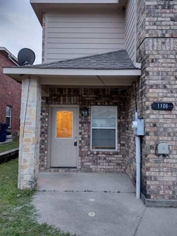 1106 Parkway Trail - Photo 1