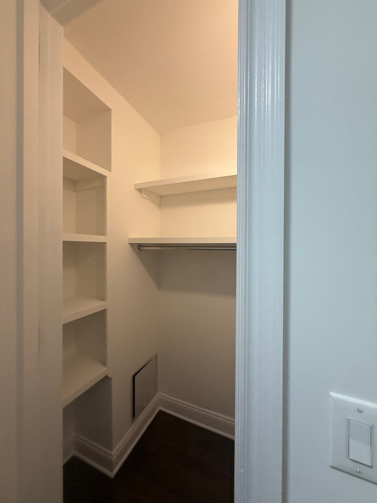 140 East 46th Street - Photo 4