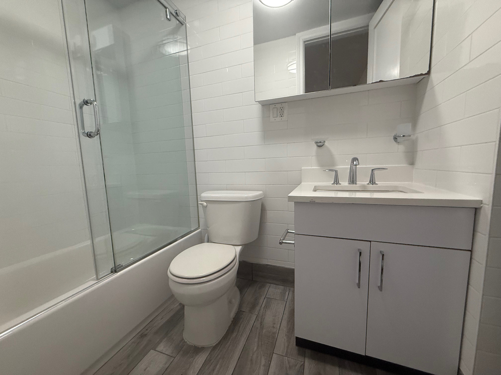 140 East 46th Street - Photo 5