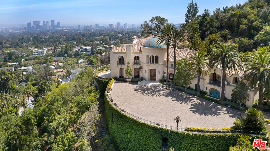 10066 Cielo Drive - Photo 29