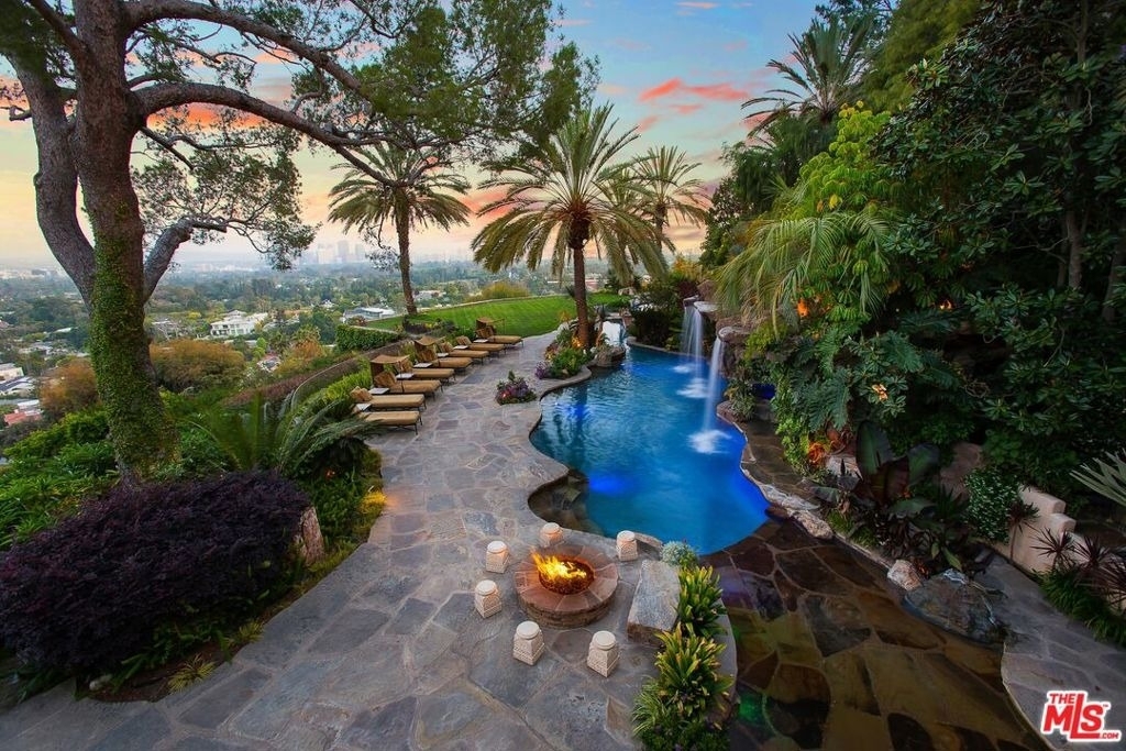 10066 Cielo Drive - Photo 9