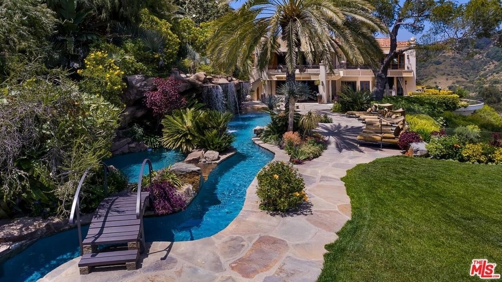 10066 Cielo Drive - Photo 14