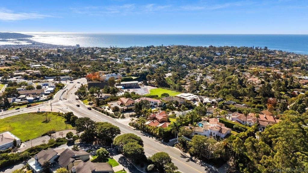 6692 La Jolla Scenic Dr S - Photo 45