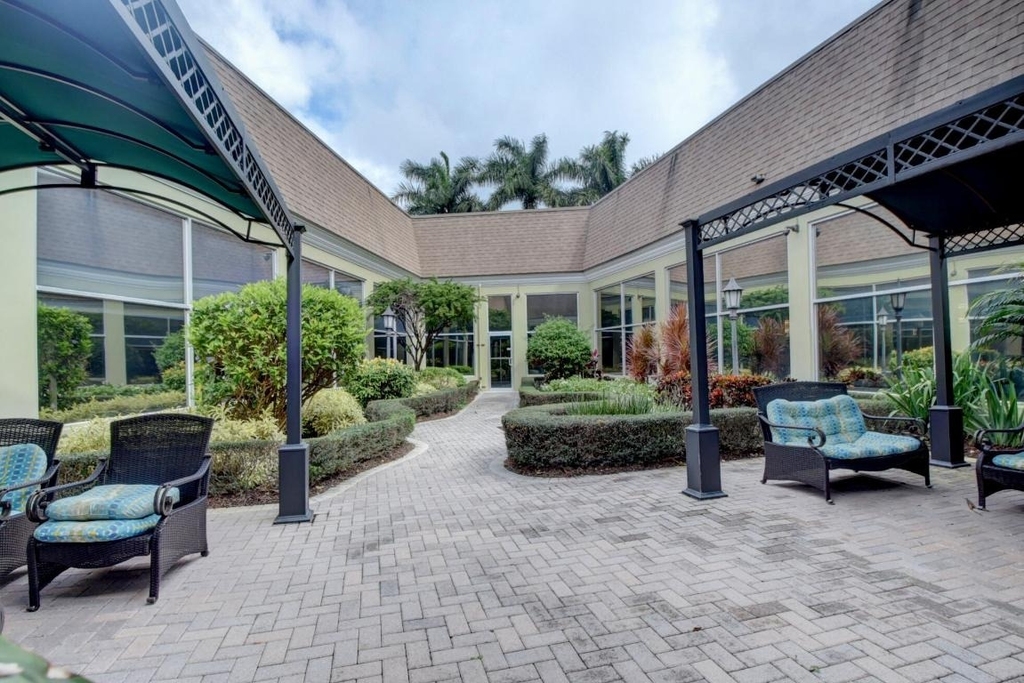 564 Brittany L - Photo 51