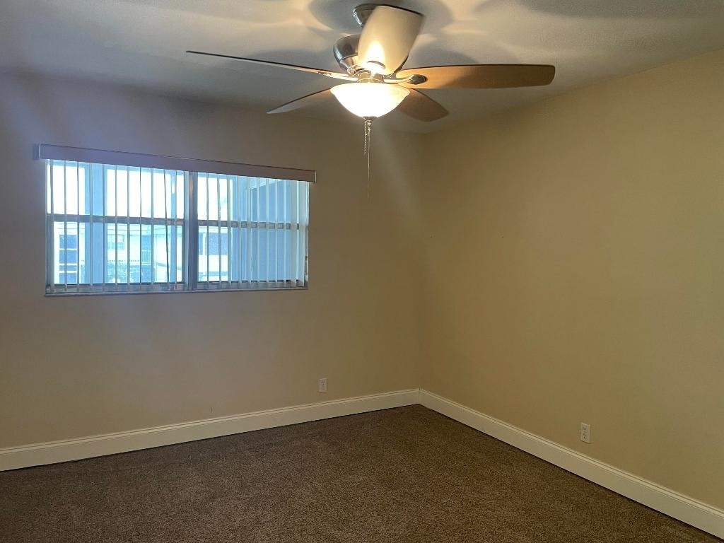 564 Brittany L - Photo 13